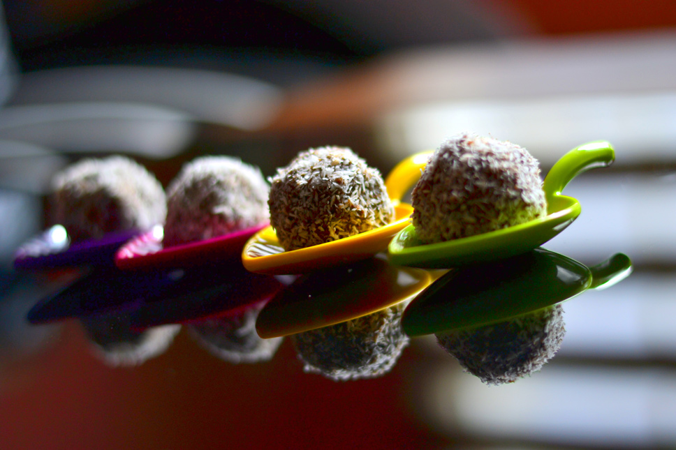 Raw-Bliss-Balls-recipe