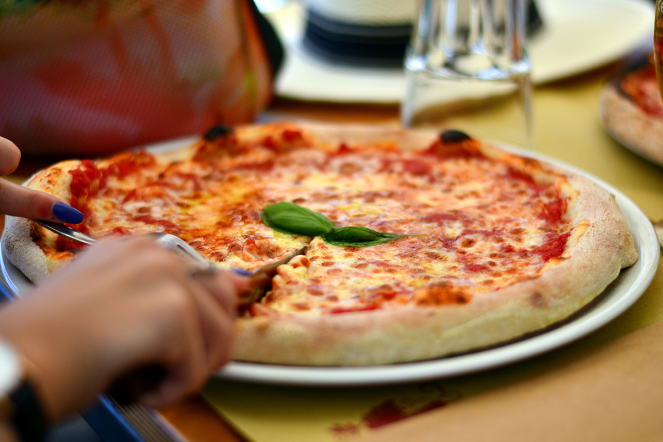 Sicilian-Pizza-Mozzarella