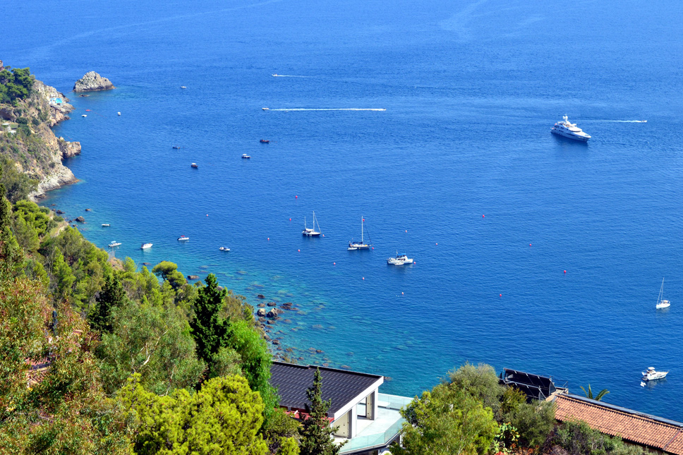 View-of-the-sea-Taormina,-Sicily