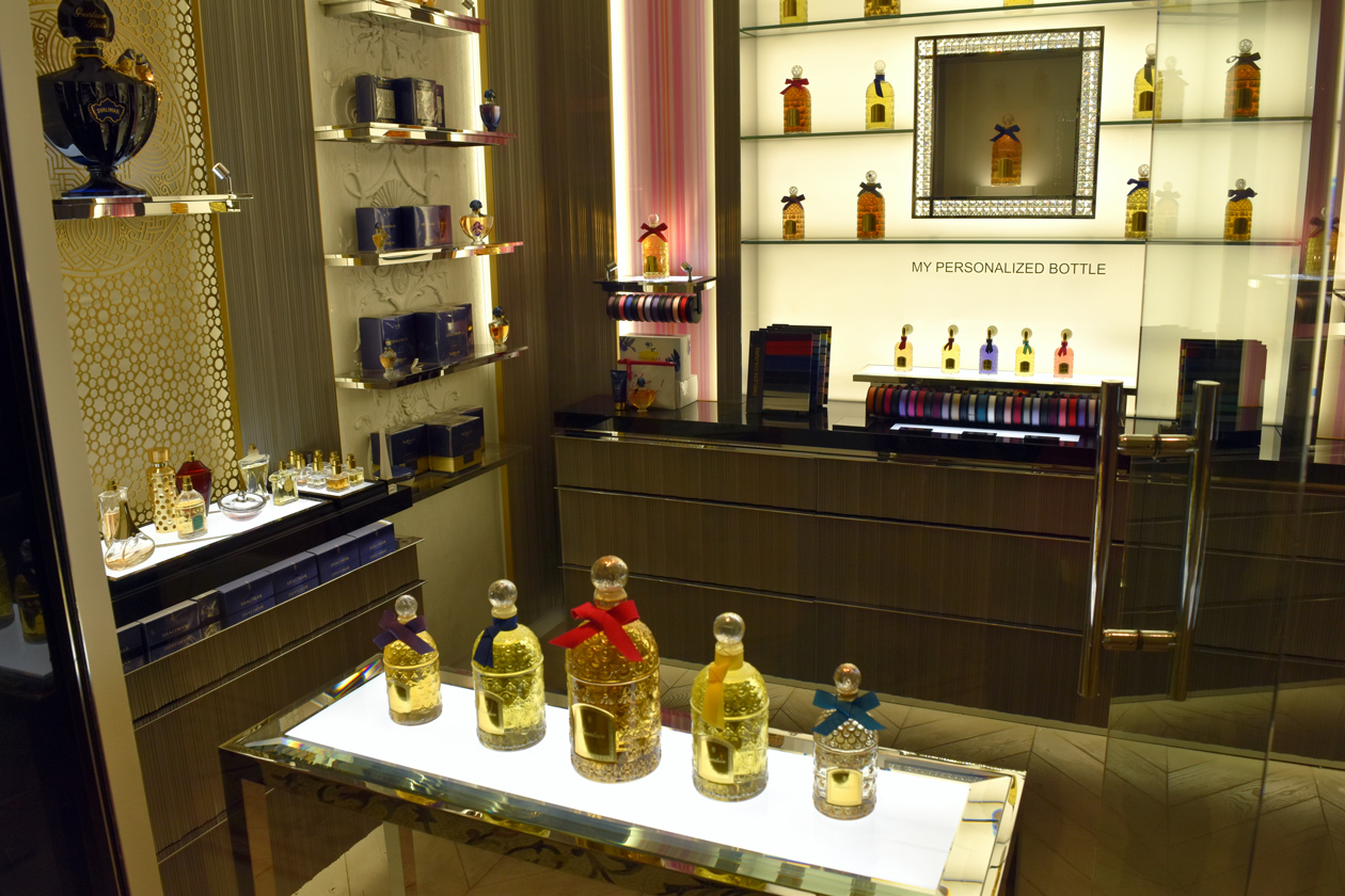 Guerlain-Paris-Luxury-store-at-Bellagio