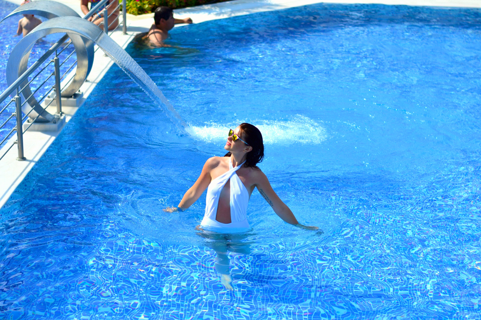 Potidea-palace-swimming-pool-Greece